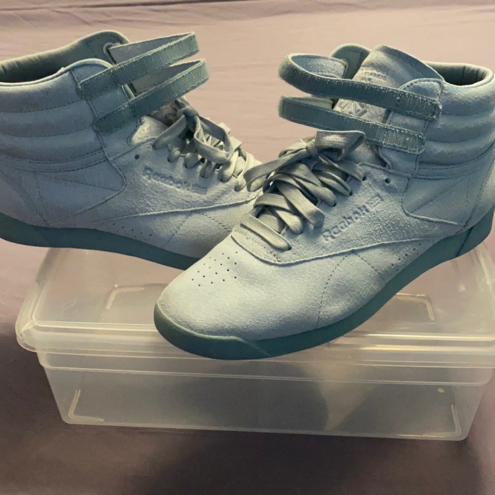 COPY - Reebok sneakers